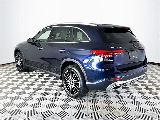 new 2024 Mercedes-Benz GLC 300 car, priced at $54,505