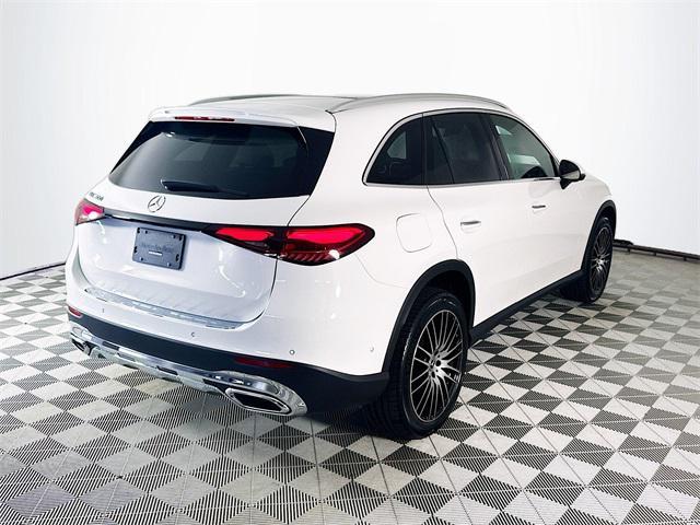new 2026 Mercedes-Benz GLC 300 car, priced at $59,095