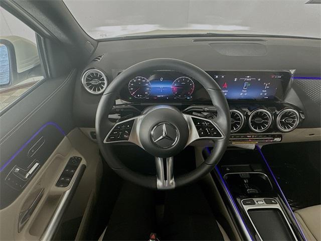 new 2024 Mercedes-Benz GLA 250 car, priced at $45,245