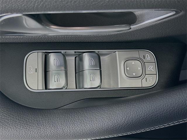 new 2025 Mercedes-Benz GLE 350 car, priced at $73,140