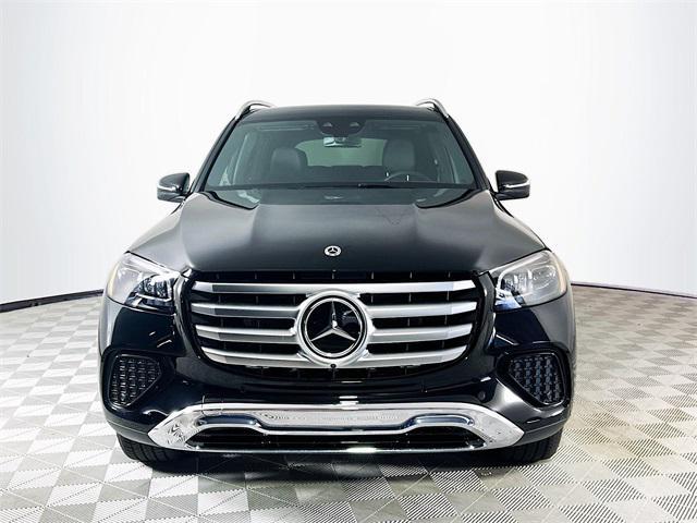 new 2025 Mercedes-Benz GLS 450 car, priced at $91,945