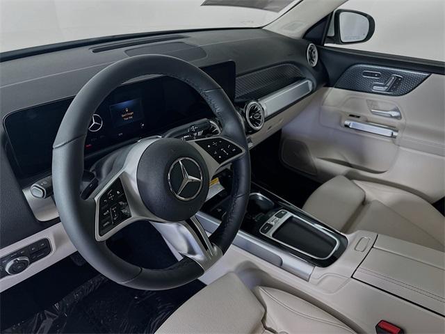 new 2025 Mercedes-Benz GLB 250 car, priced at $53,110