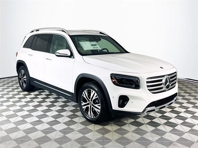 new 2024 Mercedes-Benz GLB 250 car, priced at $45,995