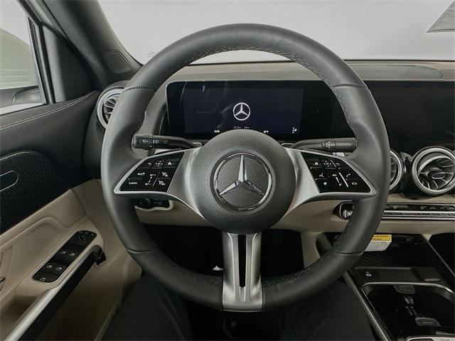 new 2024 Mercedes-Benz GLB 250 car, priced at $45,995