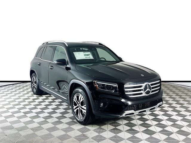 new 2024 Mercedes-Benz GLB 250 car, priced at $45,995