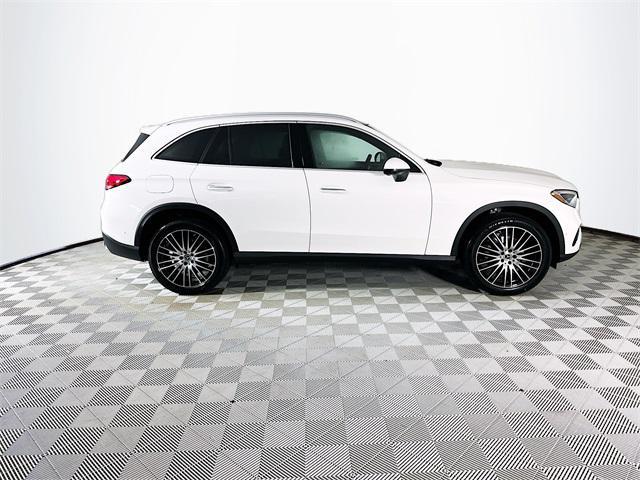 new 2026 Mercedes-Benz GLC 300 car, priced at $61,095