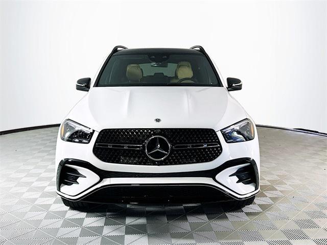 new 2025 Mercedes-Benz GLE 580 car, priced at $105,030