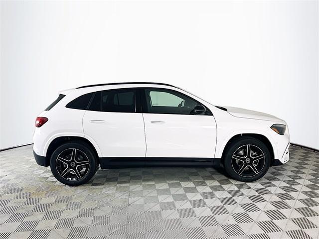 new 2024 Mercedes-Benz GLA 250 car, priced at $49,225