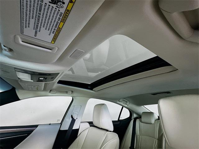 used 2024 Lexus ES 300h car, priced at $43,458