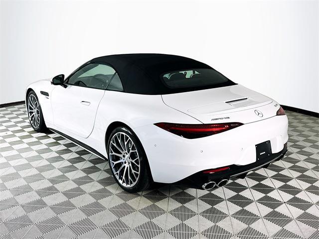 new 2025 Mercedes-Benz AMG SL 43 car, priced at $126,430