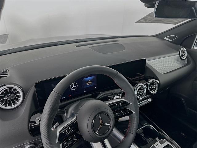 new 2024 Mercedes-Benz GLA 250 car, priced at $51,360