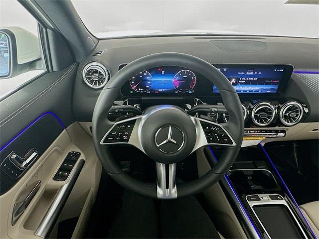 new 2025 Mercedes-Benz GLA 250 car, priced at $48,270