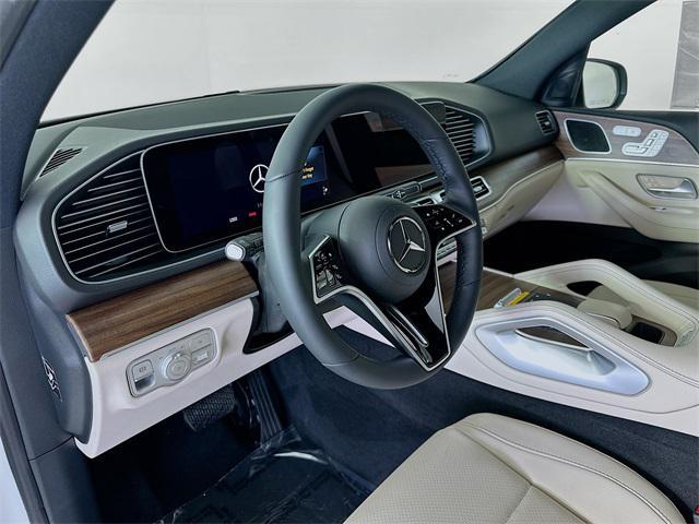 new 2025 Mercedes-Benz GLE 450 car, priced at $73,745