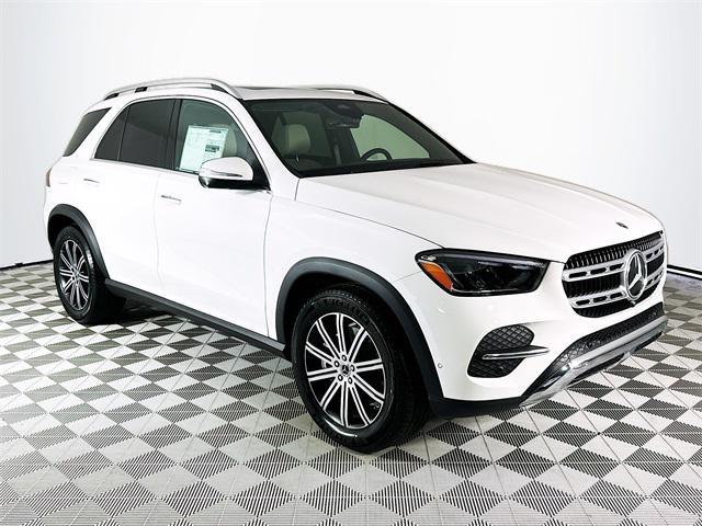 new 2025 Mercedes-Benz GLE 450 car, priced at $73,745