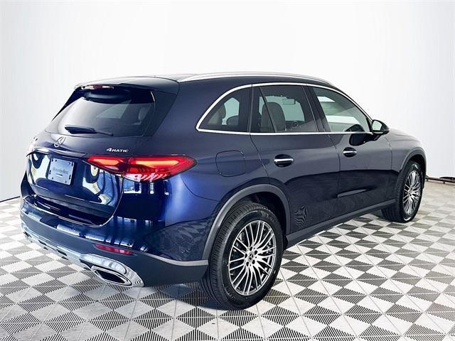 new 2024 Mercedes-Benz GLC 300 car, priced at $55,455