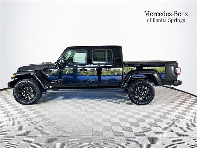 used 2023 Jeep Gladiator car, priced at $35,218