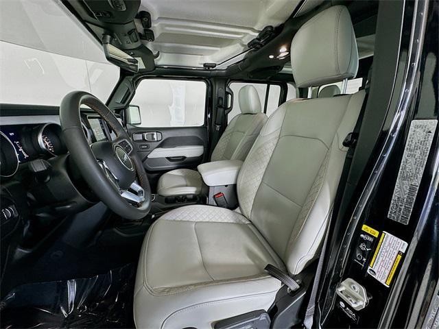 used 2023 Jeep Gladiator car, priced at $35,218