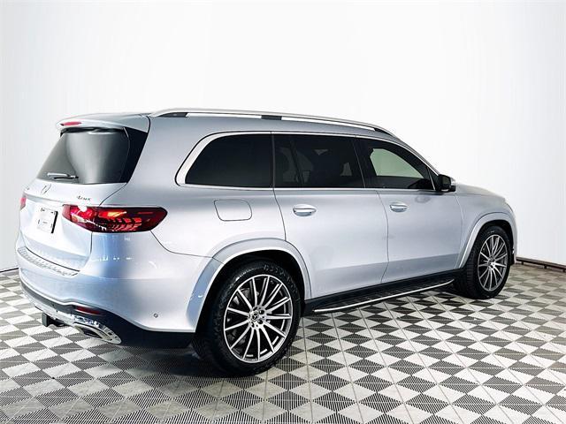 new 2025 Mercedes-Benz GLS 580 car, priced at $121,125