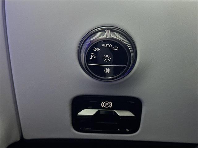 new 2026 Mercedes-Benz AMG SL 43 car, priced at $125,180