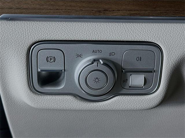 new 2026 Mercedes-Benz GLE 450 car, priced at $85,660