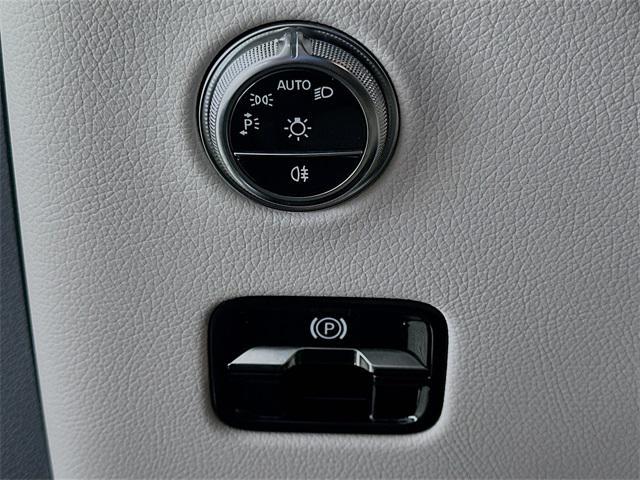 new 2026 Mercedes-Benz GLC 300 car, priced at $61,610