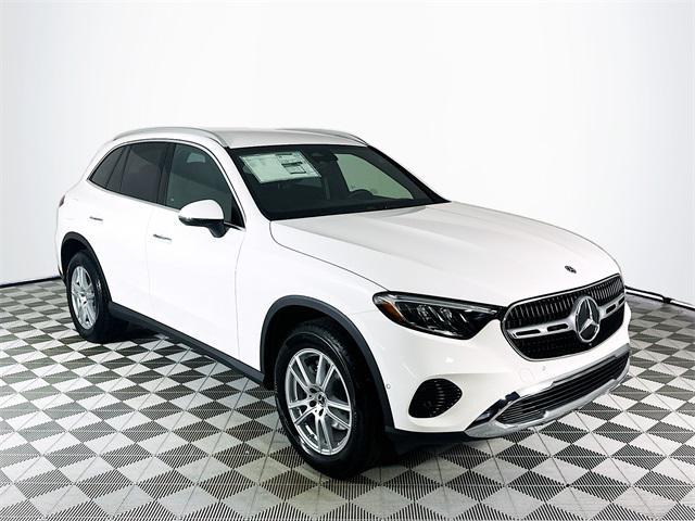 new 2025 Mercedes-Benz GLC 300 car, priced at $53,355
