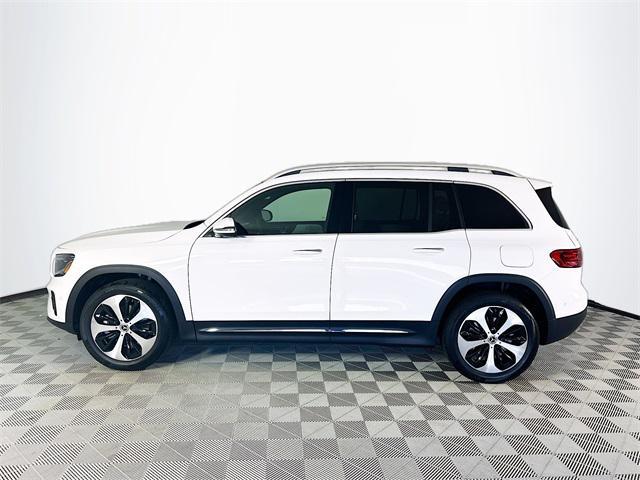 new 2025 Mercedes-Benz GLB 250 car, priced at $51,195