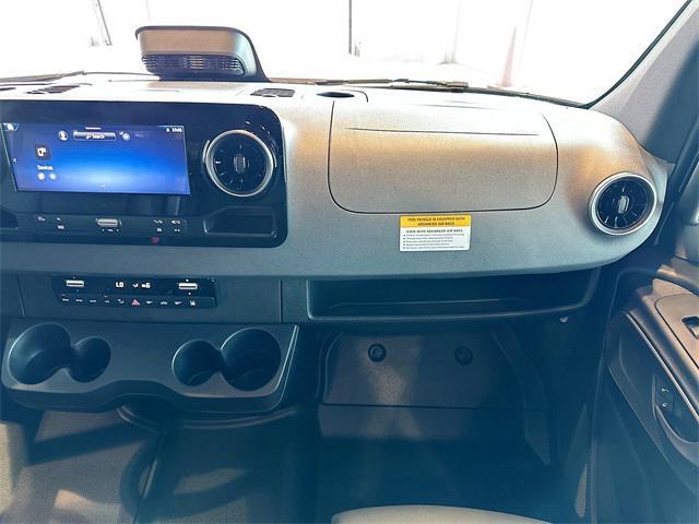 new 2025 Mercedes-Benz Sprinter 2500 car, priced at $77,086