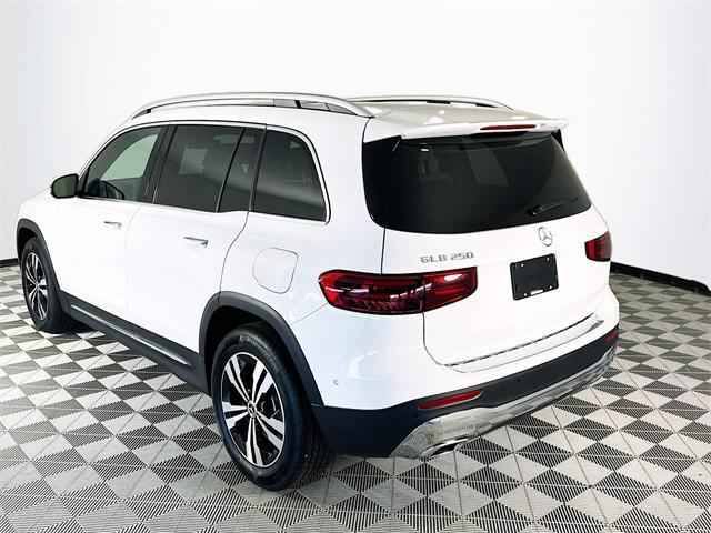 new 2025 Mercedes-Benz GLB 250 car, priced at $51,110