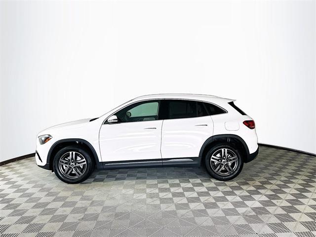new 2024 Mercedes-Benz GLA 250 car, priced at $47,980