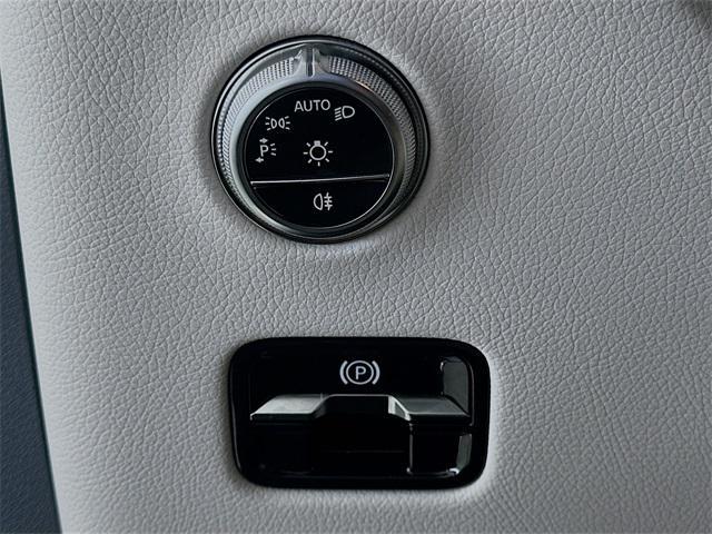 new 2026 Mercedes-Benz GLC 300 car, priced at $61,910