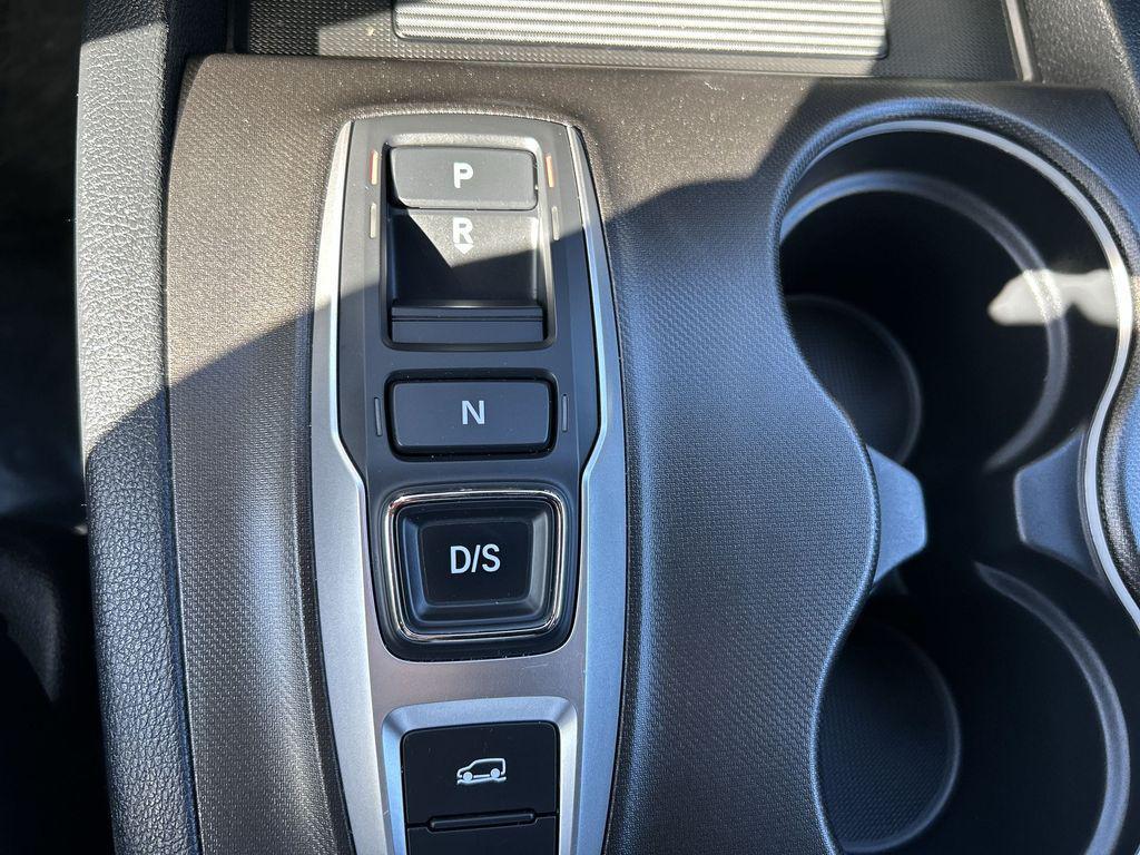 used 2022 Honda Passport car, priced at $33,185