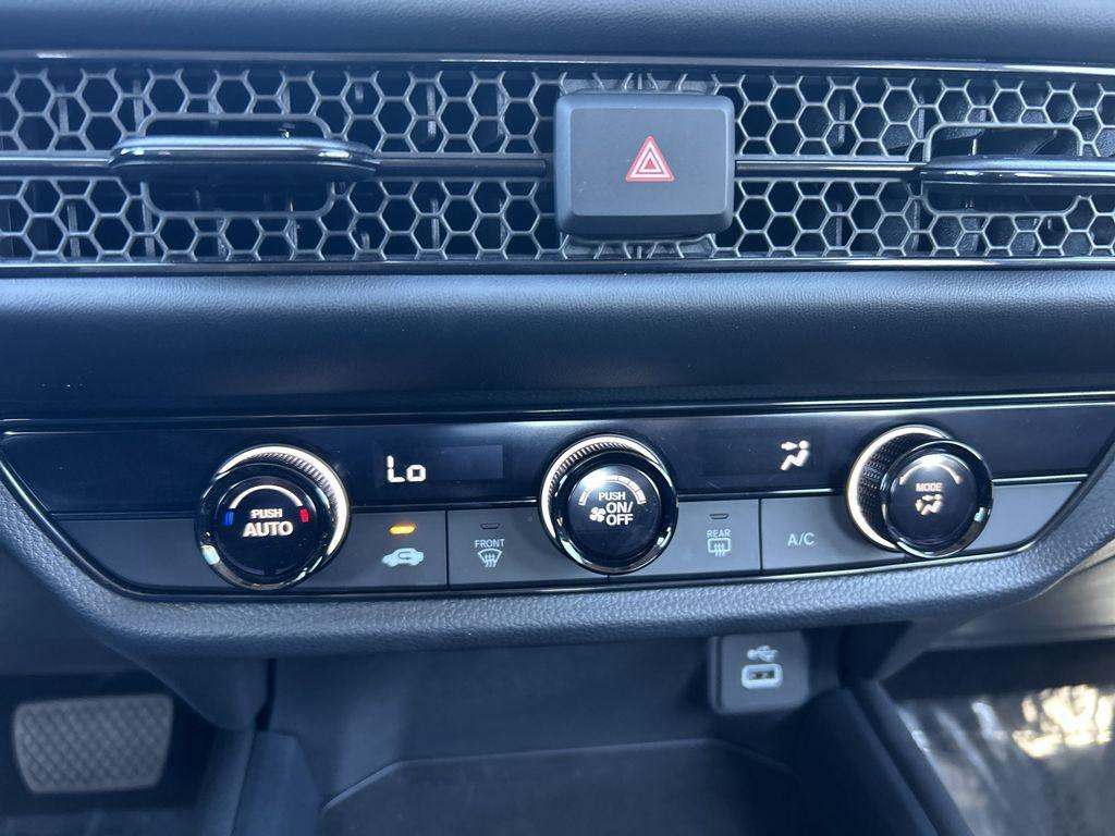 used 2025 Honda HR-V car, priced at $25,945