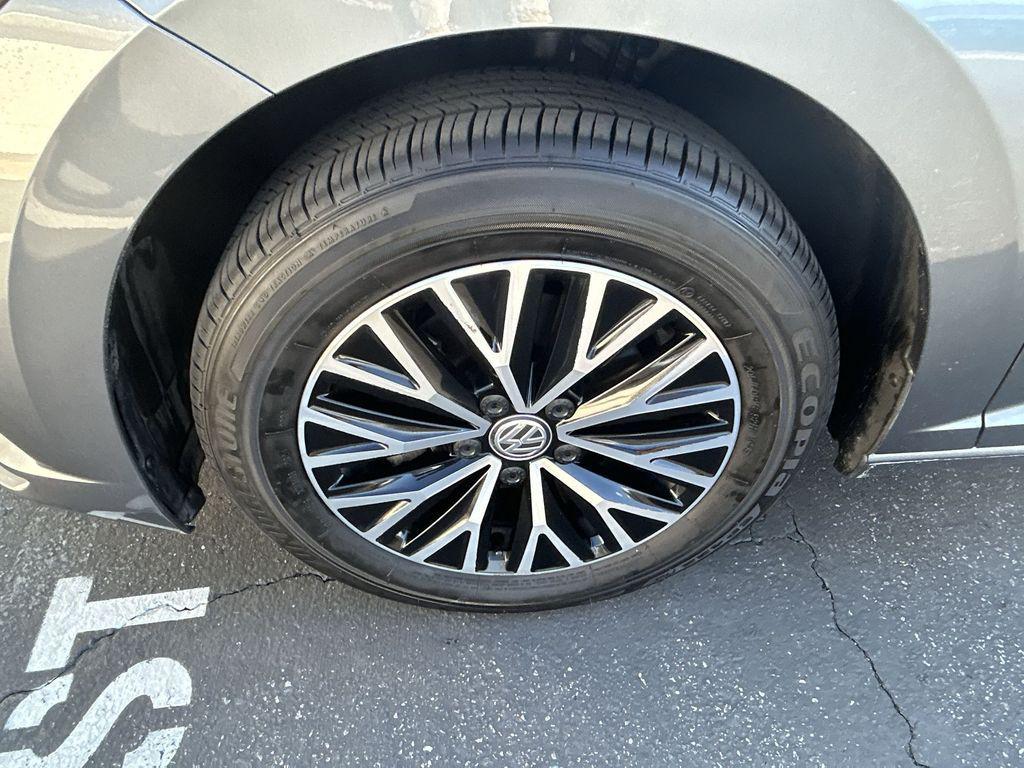 used 2020 Volkswagen Jetta car, priced at $15,785