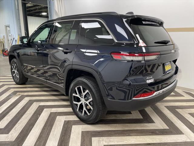new 2025 Jeep Grand Cherokee car, priced at $47,418