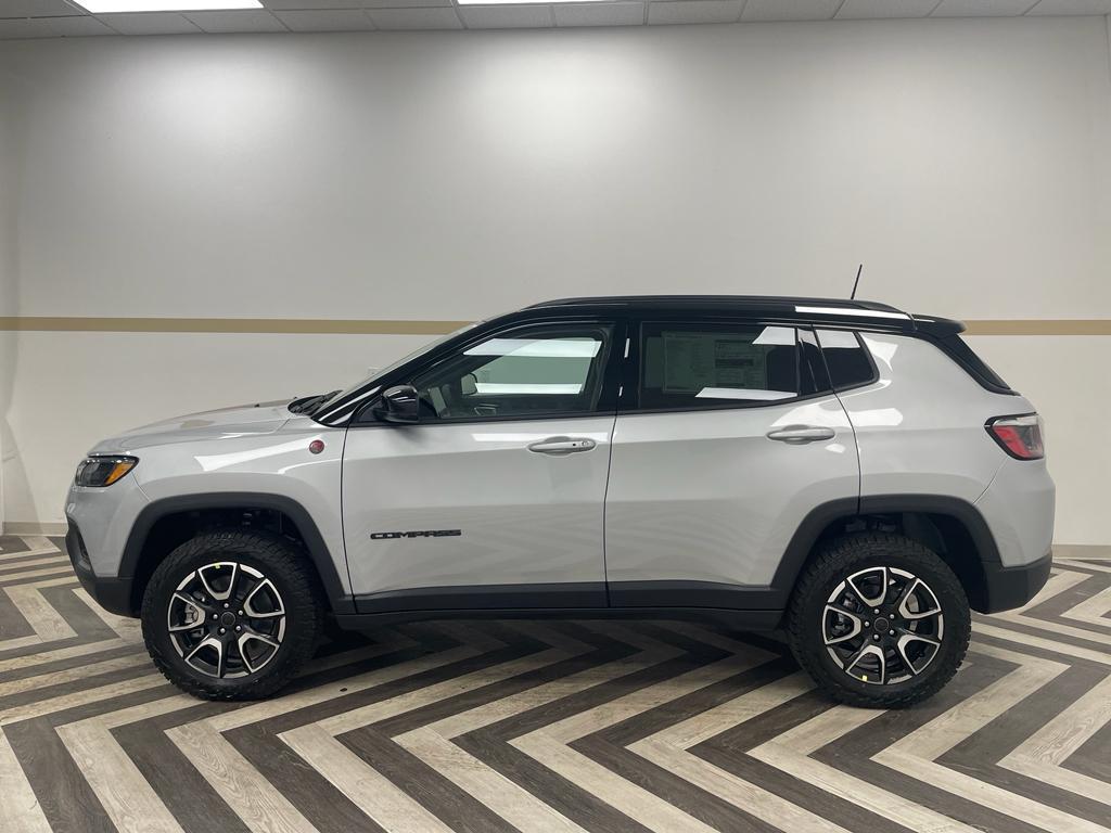 new 2025 Jeep Compass car, priced at $34,985