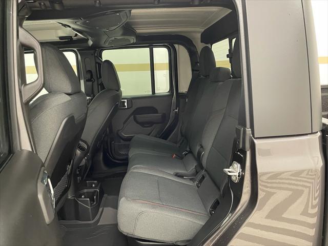 new 2025 Jeep Gladiator car, priced at $49,679