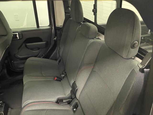 new 2025 Jeep Gladiator car, priced at $49,679