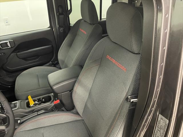 new 2025 Jeep Gladiator car, priced at $49,679