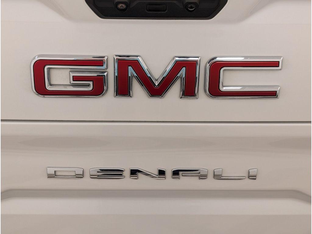 used 2022 GMC Sierra 1500 car, priced at $51,999