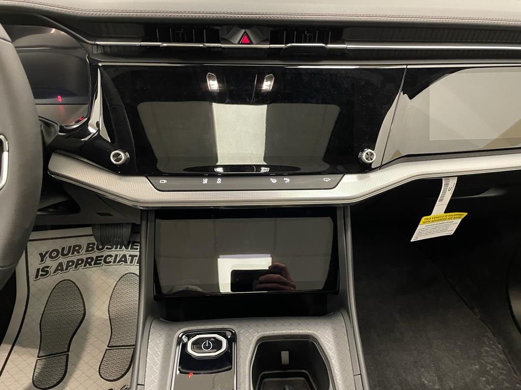 new 2025 Jeep Wagoneer S car, priced at $58,447