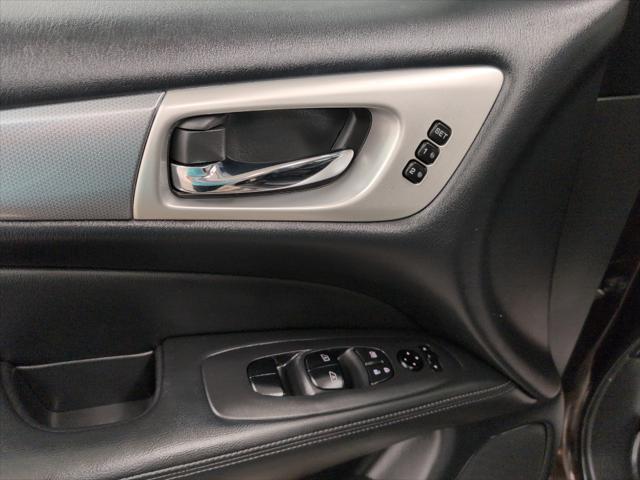 used 2020 Nissan Pathfinder car, priced at $22,998