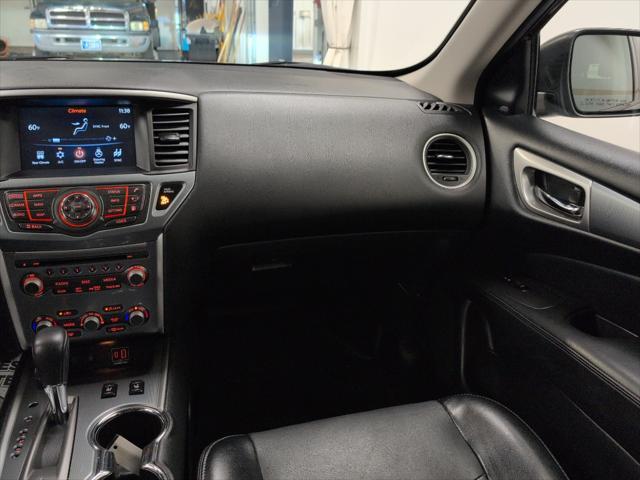used 2020 Nissan Pathfinder car, priced at $22,998