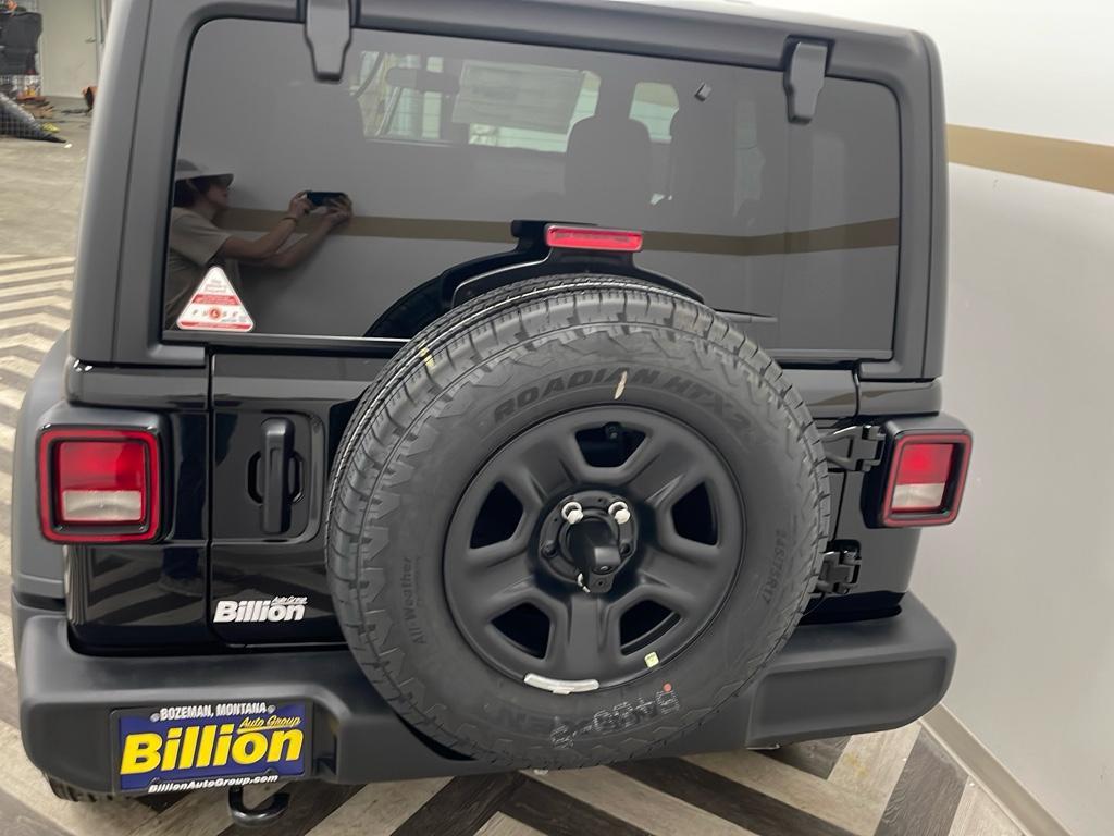 new 2025 Jeep Wrangler car, priced at $36,700