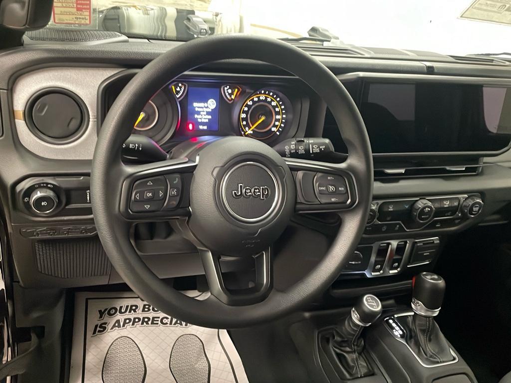 new 2025 Jeep Wrangler car, priced at $36,700