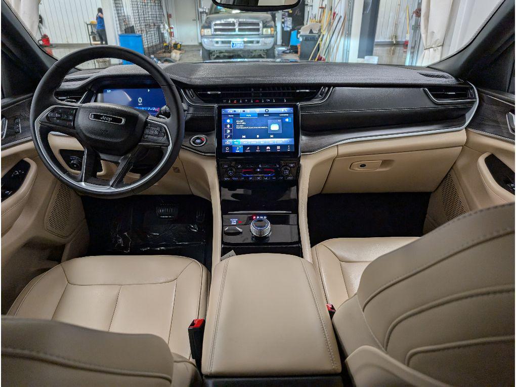 used 2024 Jeep Grand Cherokee car, priced at $40,988