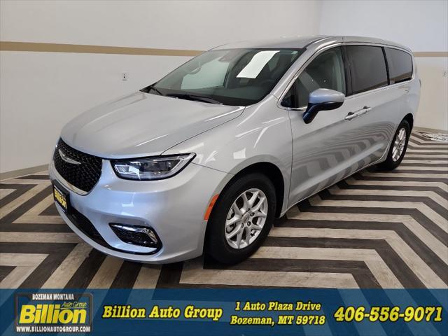 used 2023 Chrysler Pacifica car, priced at $25,999