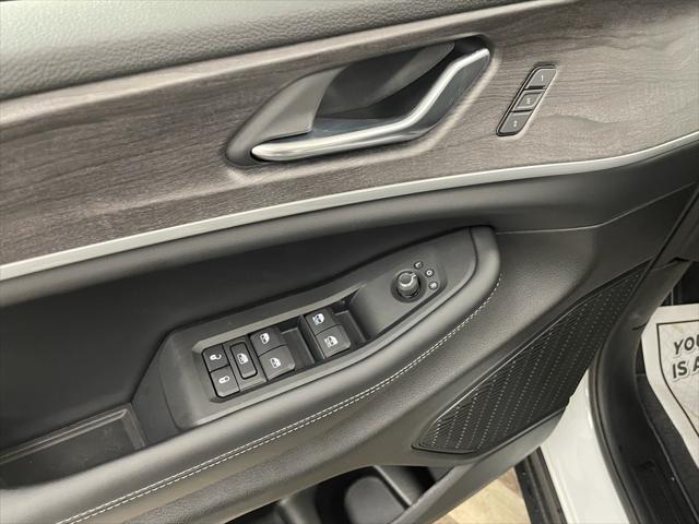 new 2025 Jeep Grand Cherokee L car, priced at $50,547