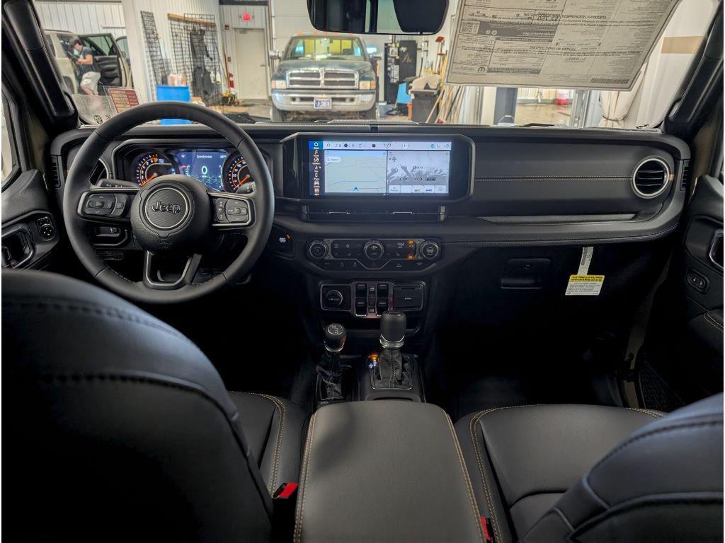 new 2025 Jeep Gladiator car, priced at $46,478