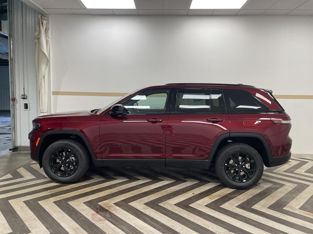 new 2025 Jeep Grand Cherokee car, priced at $47,725